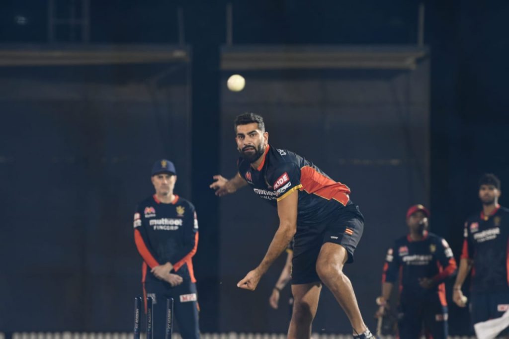  Ahmed Raza in action during an RCB training session (Photo: RCB Tweets)